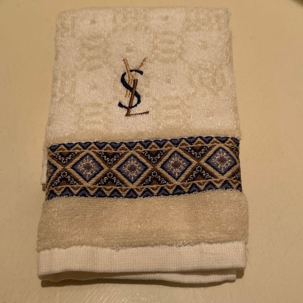 Yves Saint Laurent 14x14 Decorative Hand Towel Beige Blue Pattern Block NEW